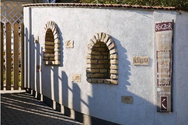Koczor Winery & Guesthouse بالاتونفوريد المظهر الخارجي الصورة