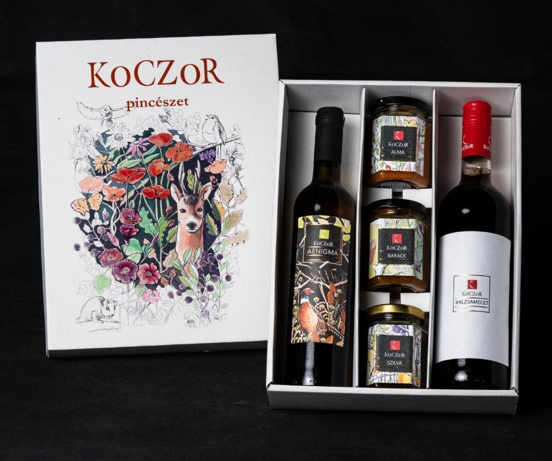 Koczor Winery & Guesthouse بالاتونفوريد المظهر الخارجي الصورة